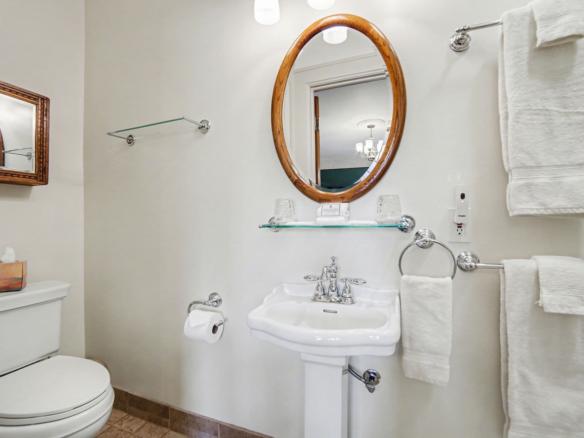 Crosby_Room_Bathroom